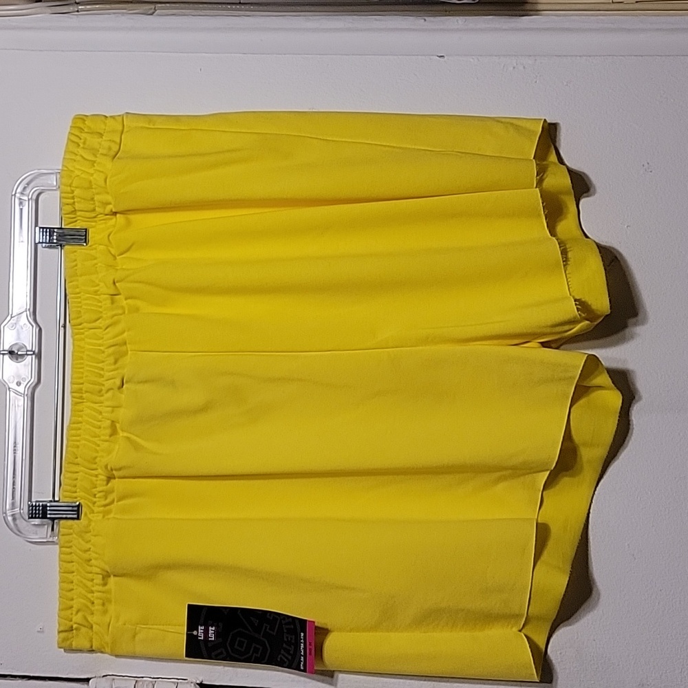 Love Love Love Women' Bright Yellow Shorts Size 3X